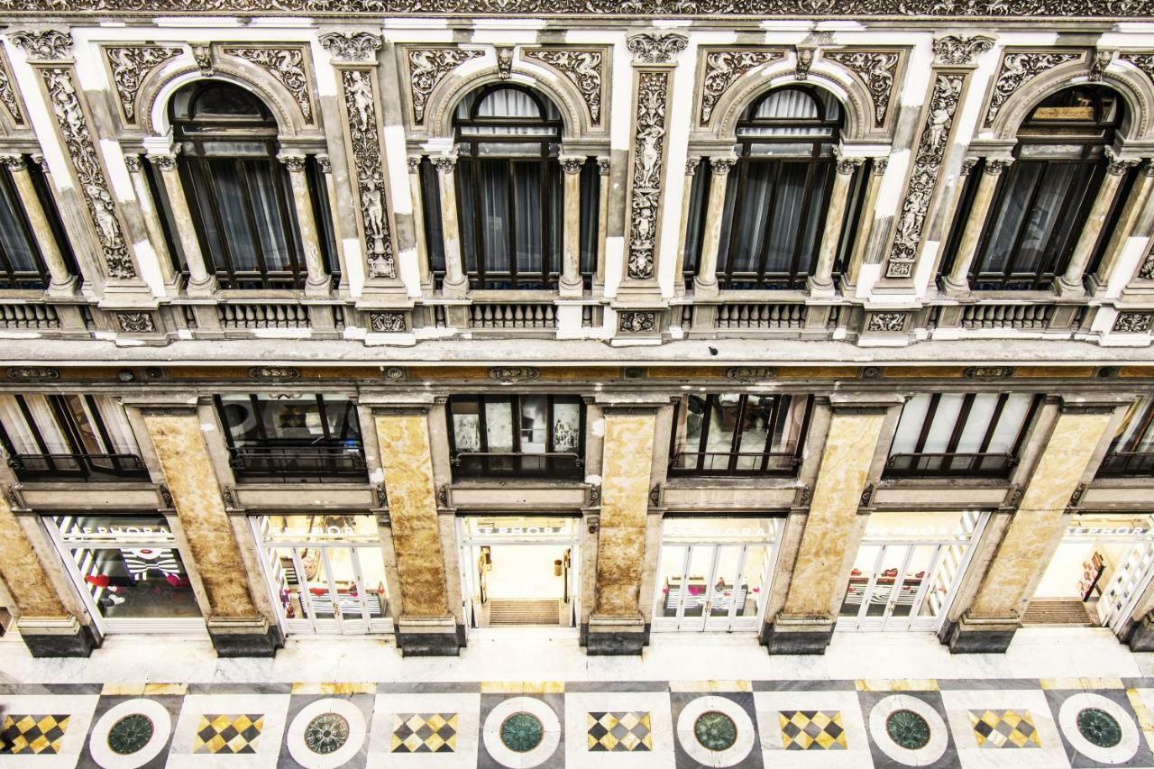 Domus Sibyllina, Galleria Umberto I Naples Exterior photo